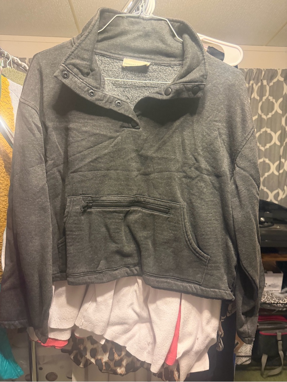 Zenana Outfitters Women's Charcoal Zip-Up Pullover Jacket